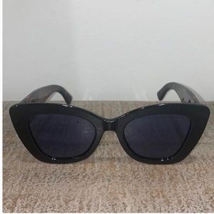 Fendi Women’s Black/Havana Butterfly Sunglasses